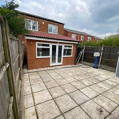 Three Bedrooms House In Windsor Extérieur photo